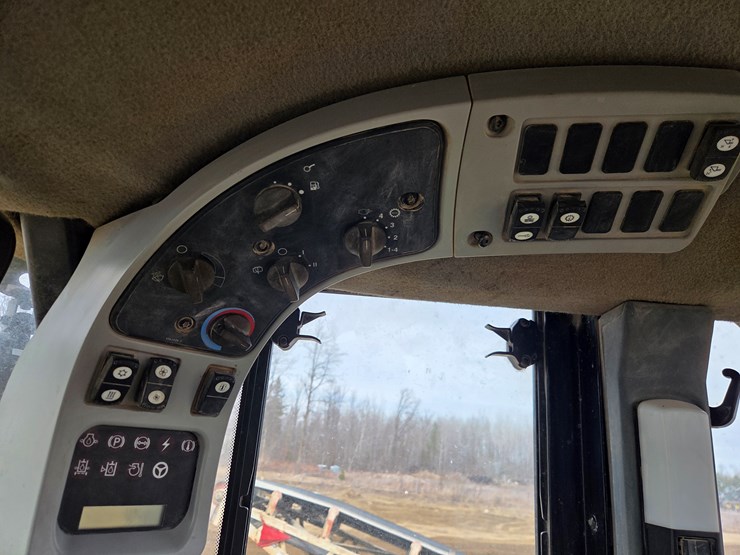 caterpillar-980h-image-42