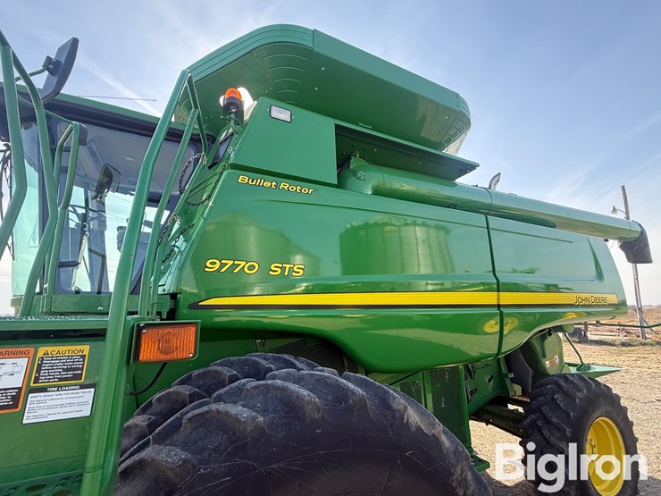 2010-john-deere-9770-sts-image-18