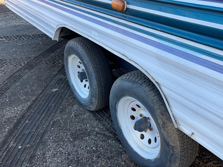 1997-gulf-stream-camper/office-image-8