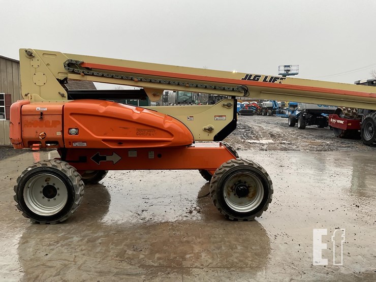 2015-jlg-m600jp-image-5