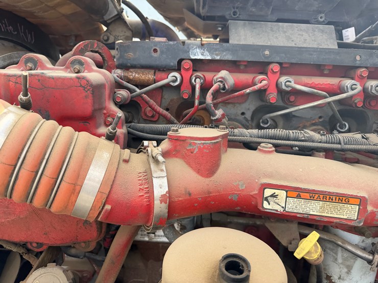 2012-kenworth-900b-image-56