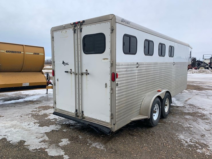 2003-exiss-sport-horse-trailer-image-5