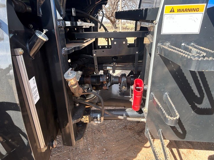 2010-new-holland-t9020-image-38