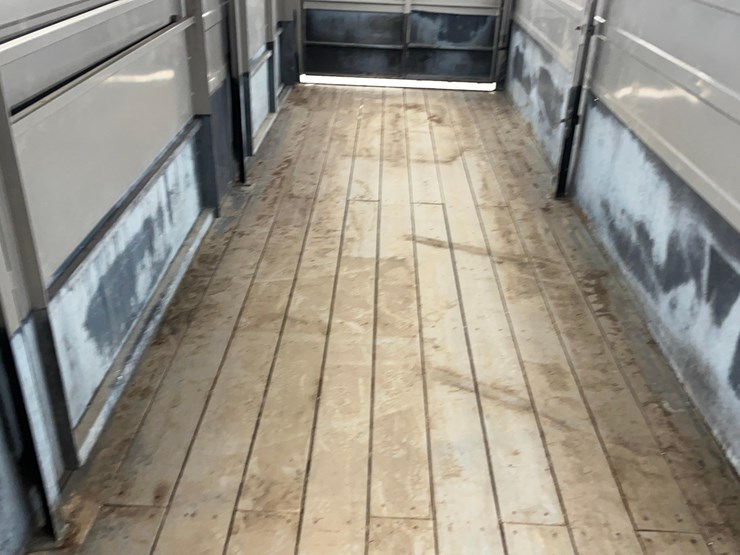 2013-titan-trailer-image-8