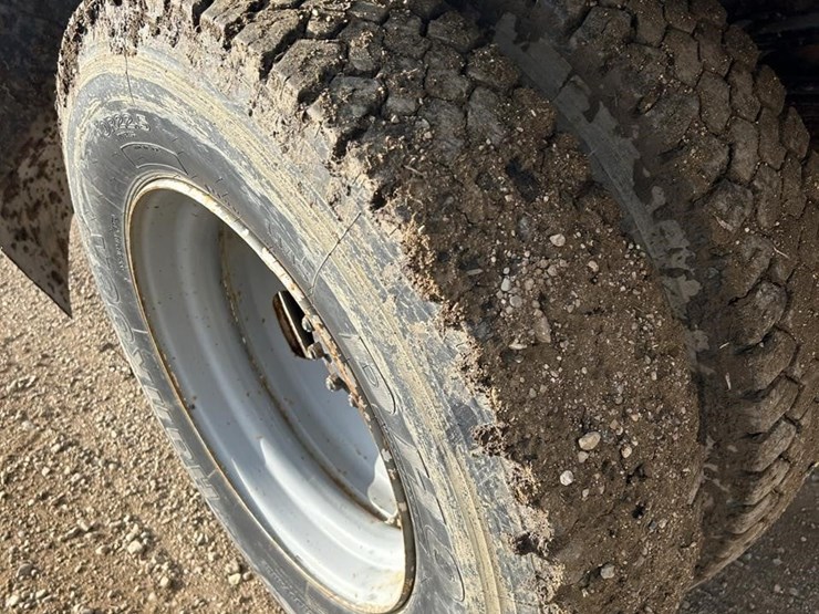 2002-international-4700-image-9