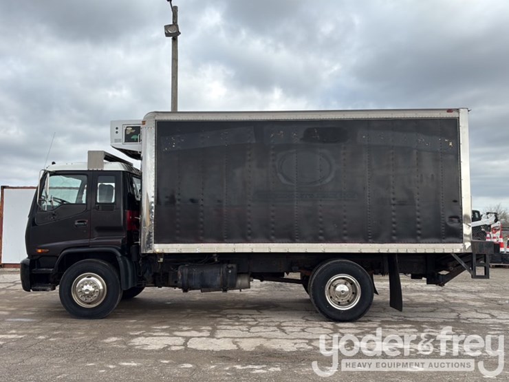 2001-isuzu-npr-image-5