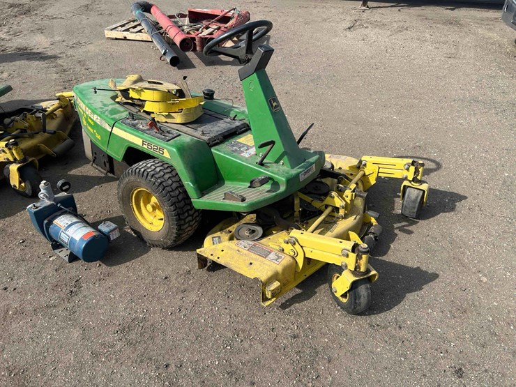 john-deere-525-image-10