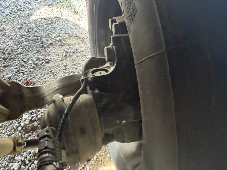 2012-kenworth-900b-image-25