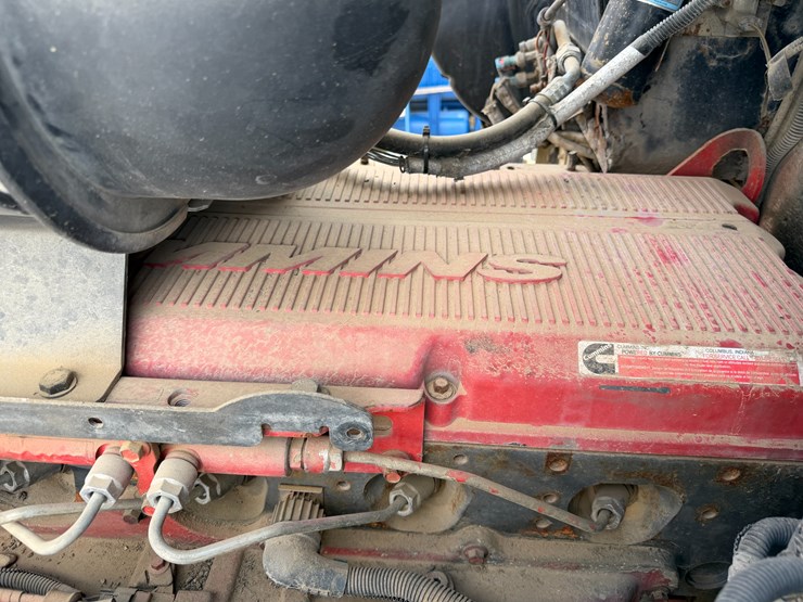 2012-kenworth-900b-image-60