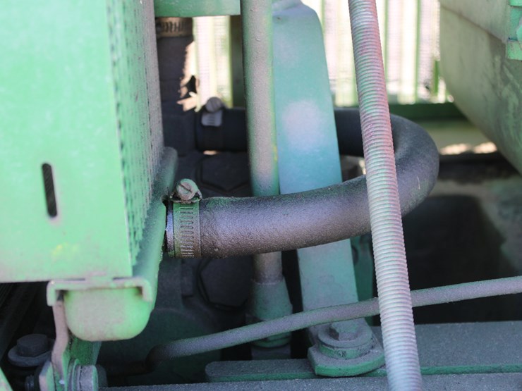 john-deere-4620-image-111