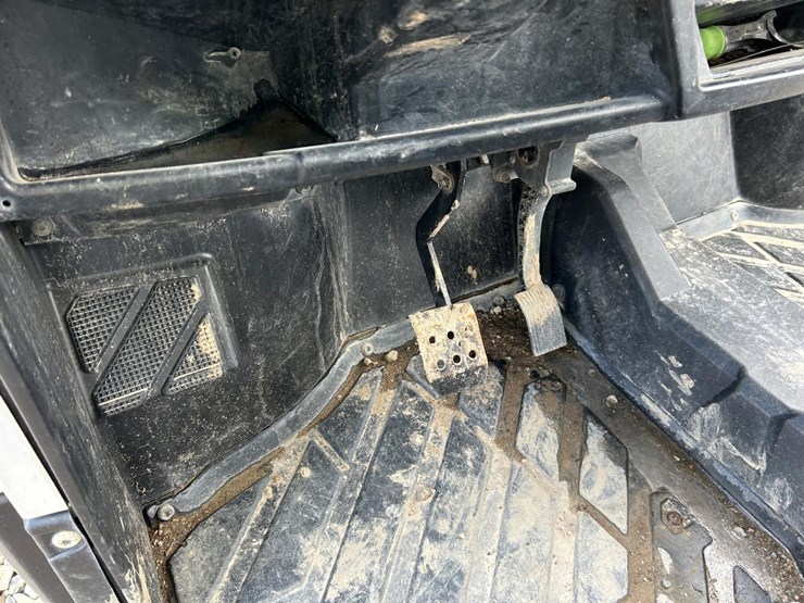 2018-bobcat-3400xl-image-13