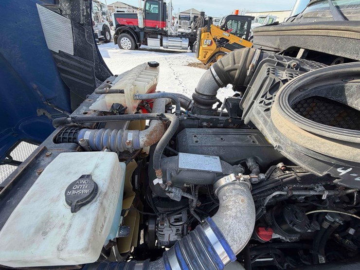 2016-peterbilt-579-image-26