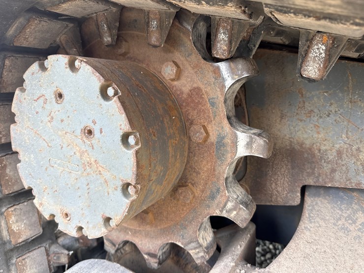 takeuchi-tl240-image-51