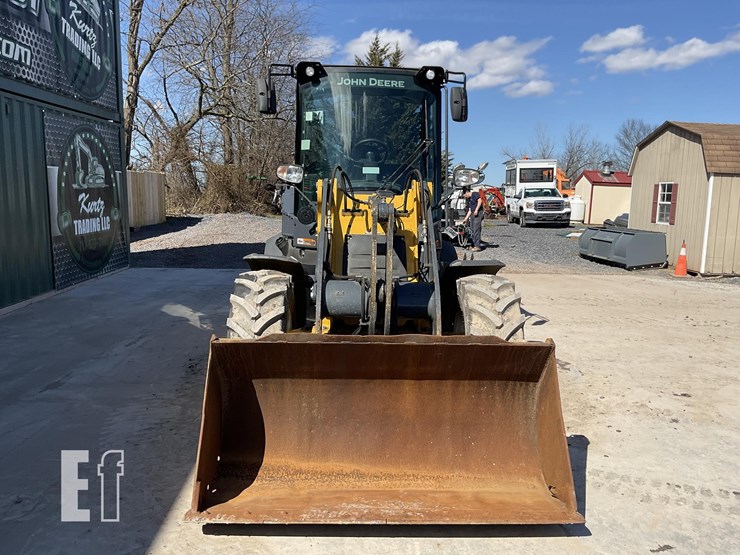 2020-deere-324l-image-7