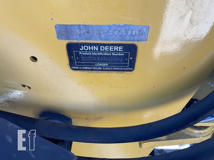 2020-deere-324l-image-17