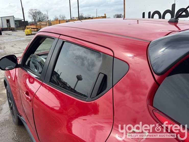 2014-nissan-juke-image-10