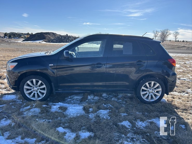 2011-mitsubishi-outlander-image-8