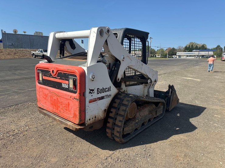 2016-bobcat-t650-image-5