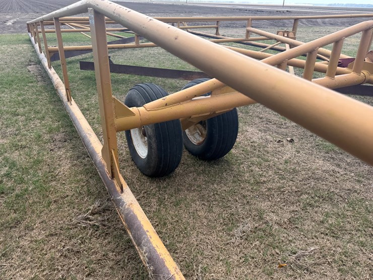 #43738-•-proctor-18'x55'-float-image-59