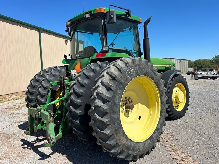 1996-john-deere-8200-image-35