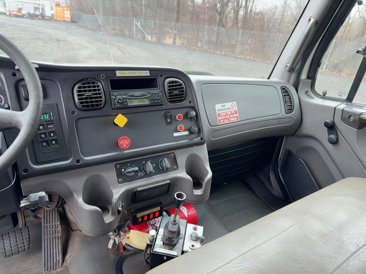 2007-caterpillar-c7-image-27