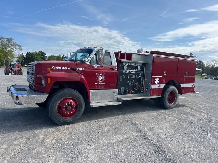 1991-ford-f800-image-2