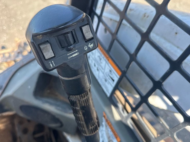 2016-bobcat-t650-image-19