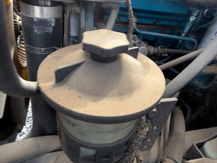 2004-international-durastar-4300-image-44