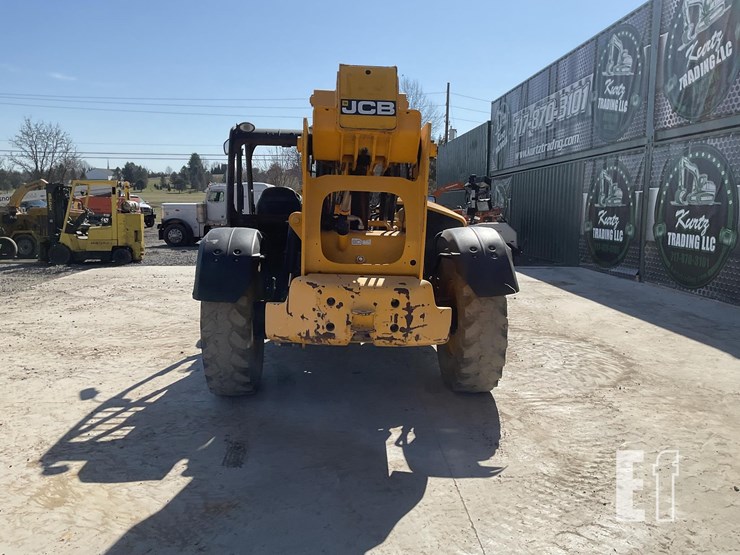 2017-jcb-510-42-image-3