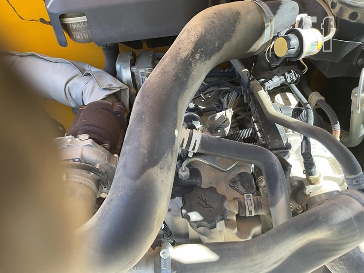 2017-jcb-510-42-image-15