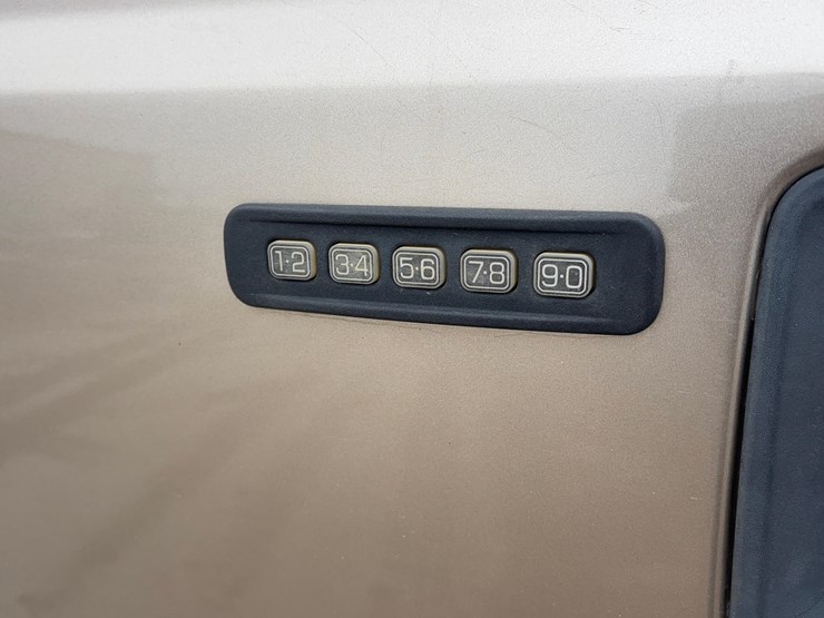 2012-ford-f250-image-30