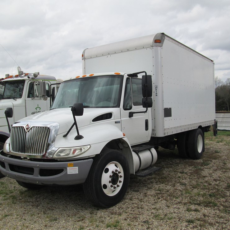 2013 INTERNATIONAL 4000
