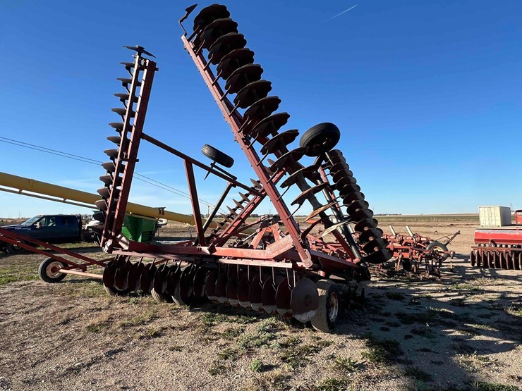 international-490-image-4