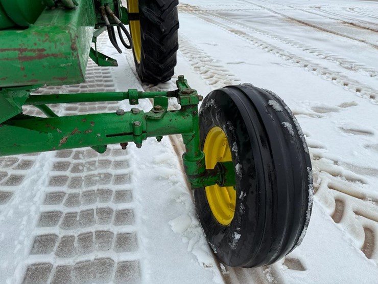 john-deere-3010-image-28