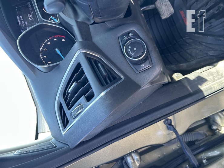 2013-ford-escape-sel-image-14