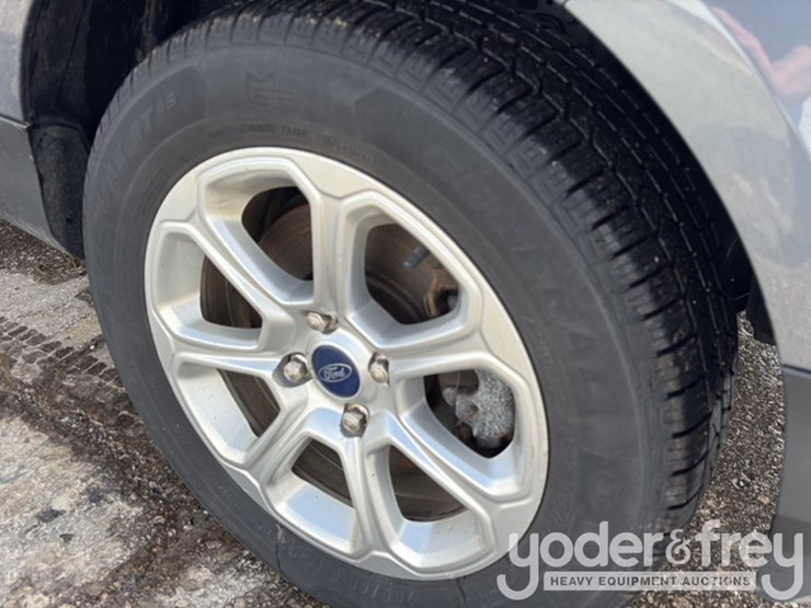 2019-ford-escape-image-19