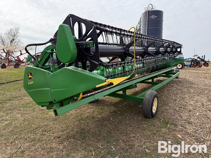 2012-john-deere-630f-image-3