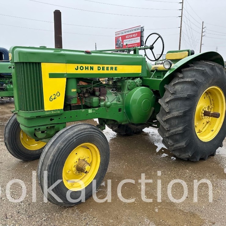 JOHN DEERE 620