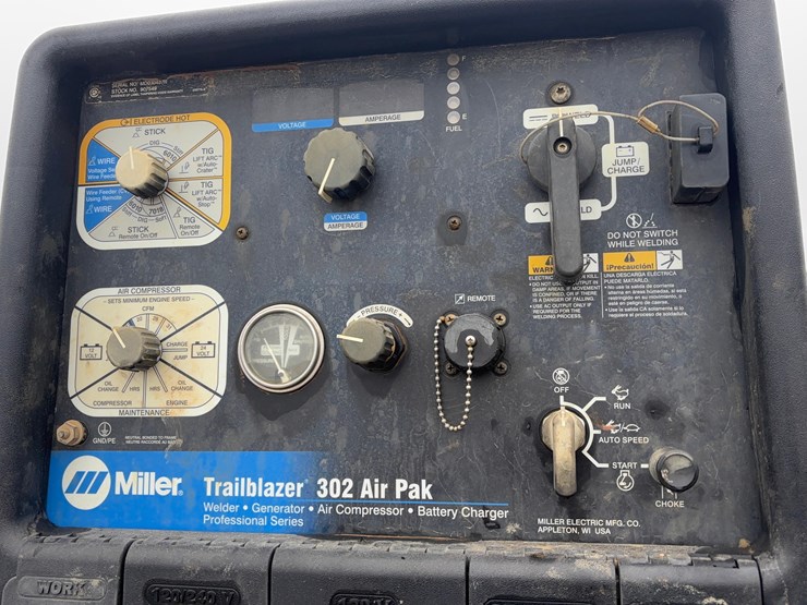 2014-peterbilt-389-image-9