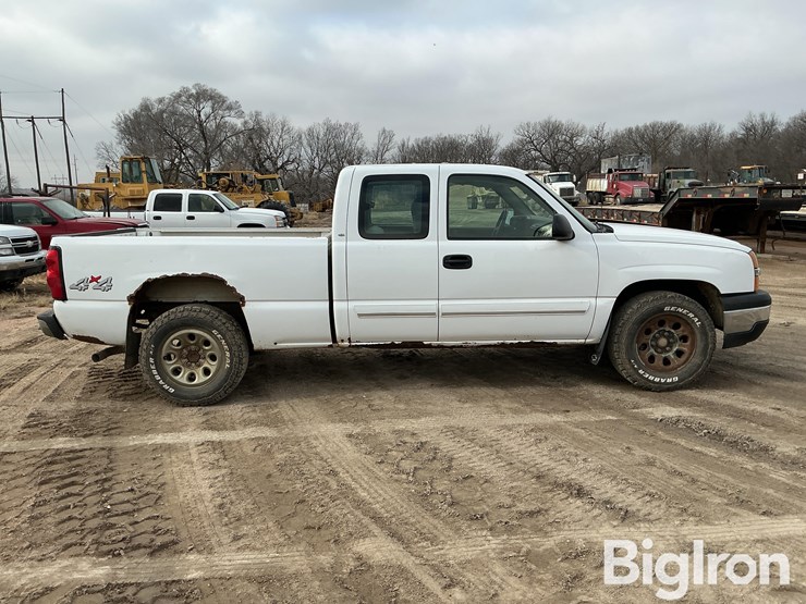 2005-chevrolet-silverado-1500-image-4