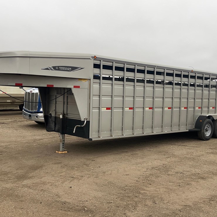 2013 TITAN TRAILER