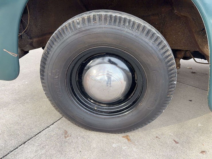 1951-international-l-112-image-9