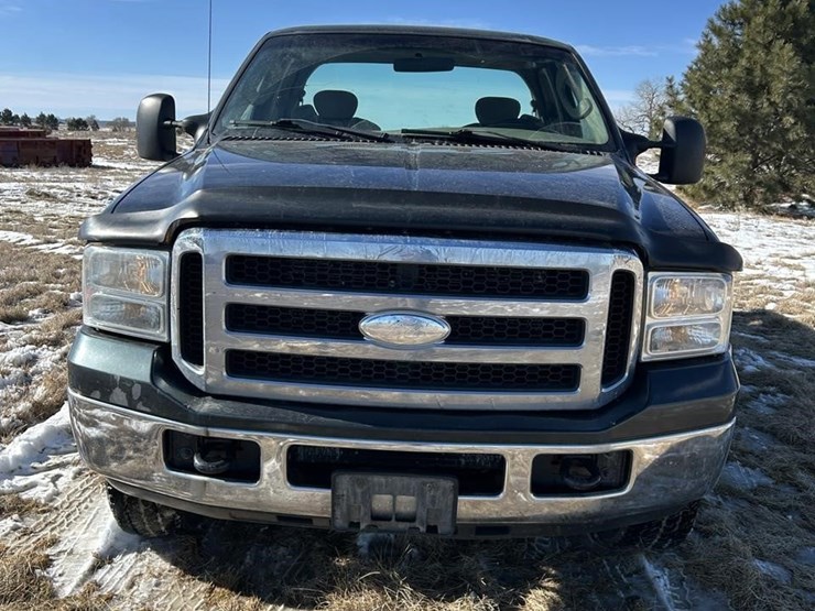 2006-ford-f250-lariat-image-2