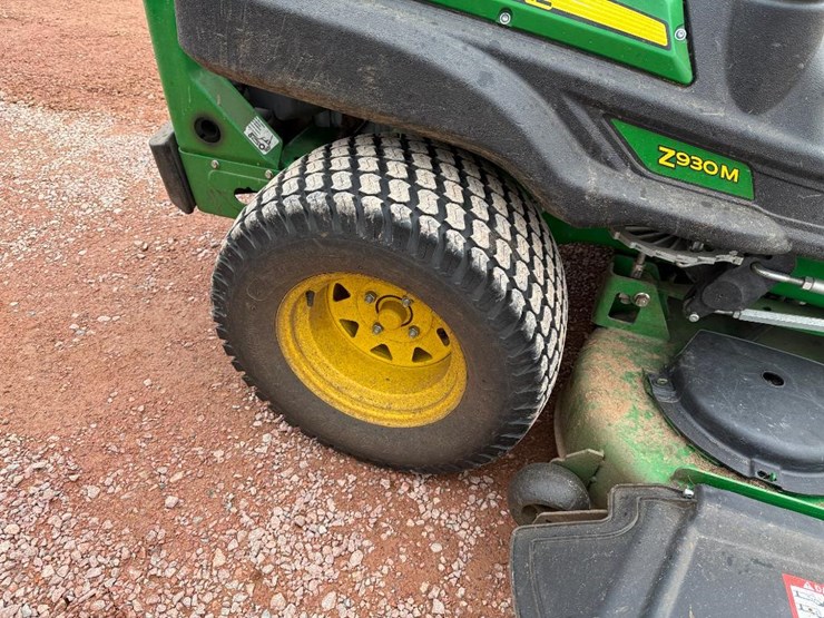 2022-john-deere-z930m-image-17