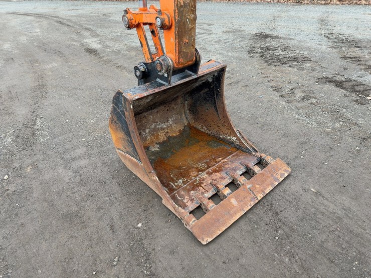 2019-doosan-dx85r-3-image-12