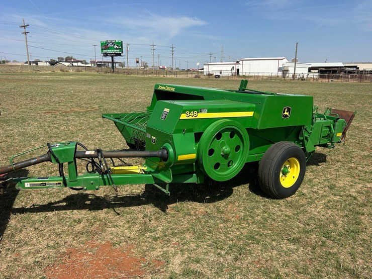 john-deere-348-image-12