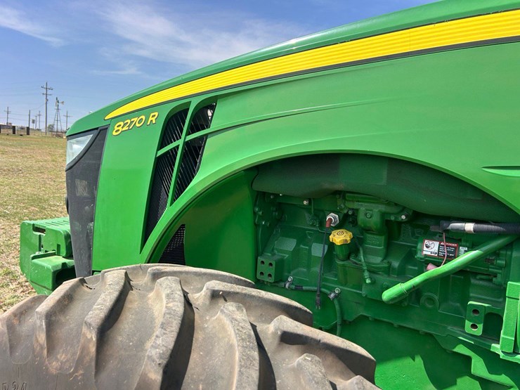 2017-john-deere-8270r-image-40