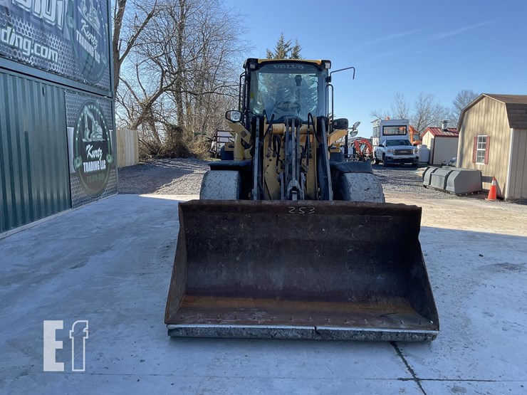 2016-volvo-l45h-image-7