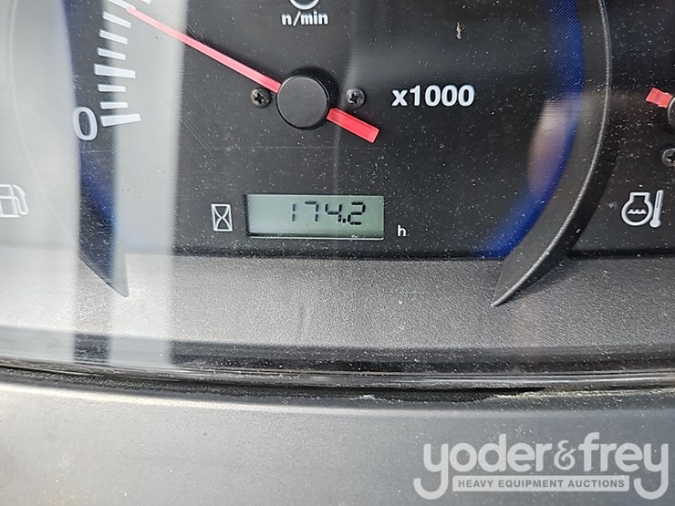 2020-kubota-l3901-image-25