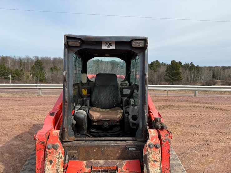 kubota-svl90-2-image-17